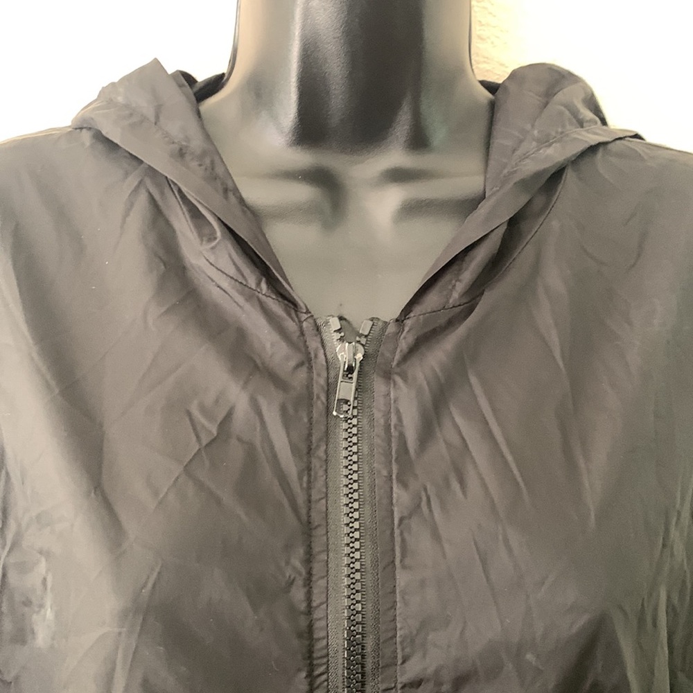 Brandy Melville Jacket OS Black Hooded Windbreaker small lightweight packable - Picture 2 of 9